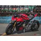 Housse pilote Ducati Streetfighter V4 Diamond Grezzo vue sur moto complète